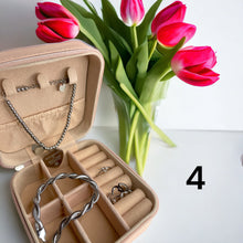 Carica l&#39;immagine nel visualizzatore di Gallery, TRAVEL JOY BIJOUX
